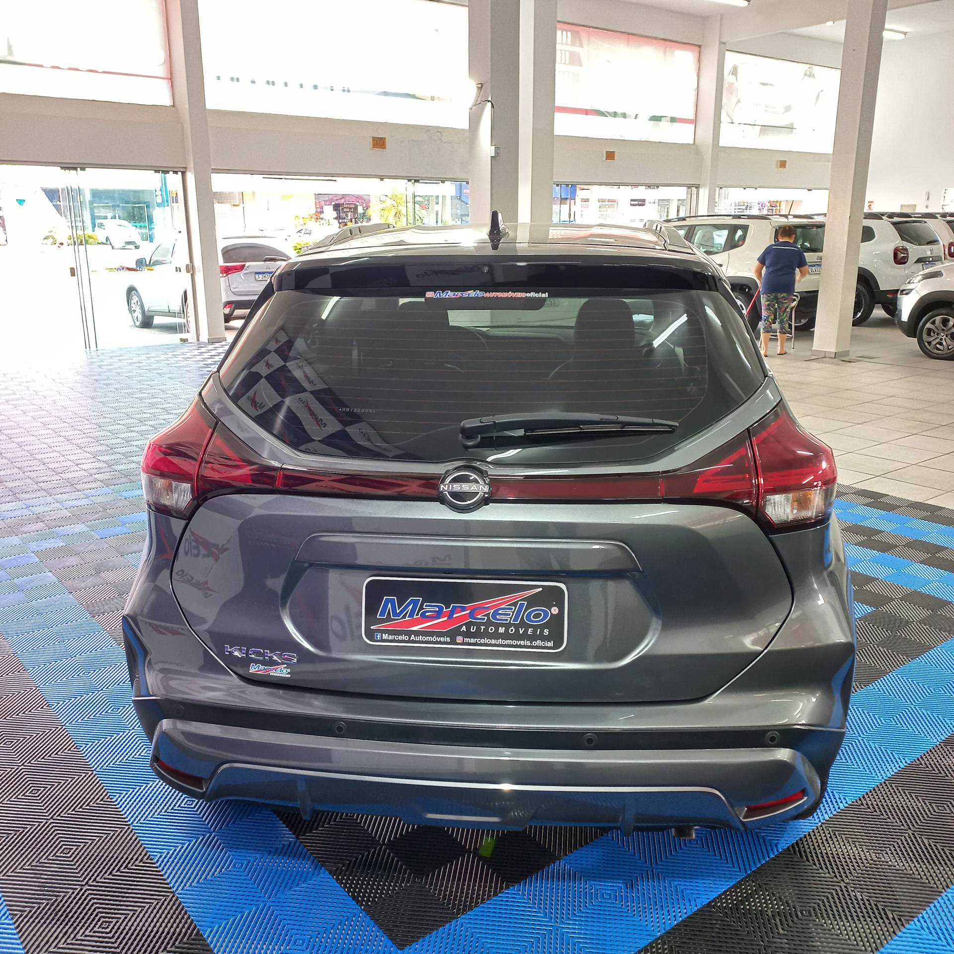 Miniatura 9