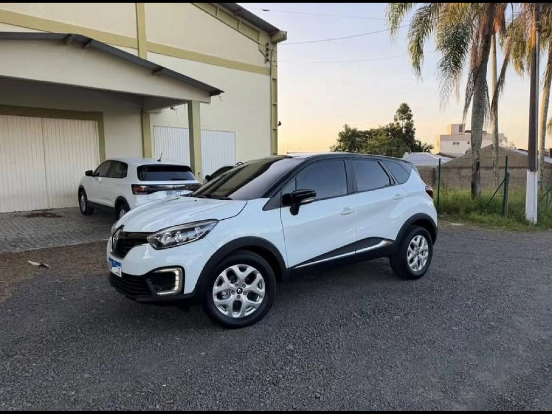 Outros Captur - Foto 1