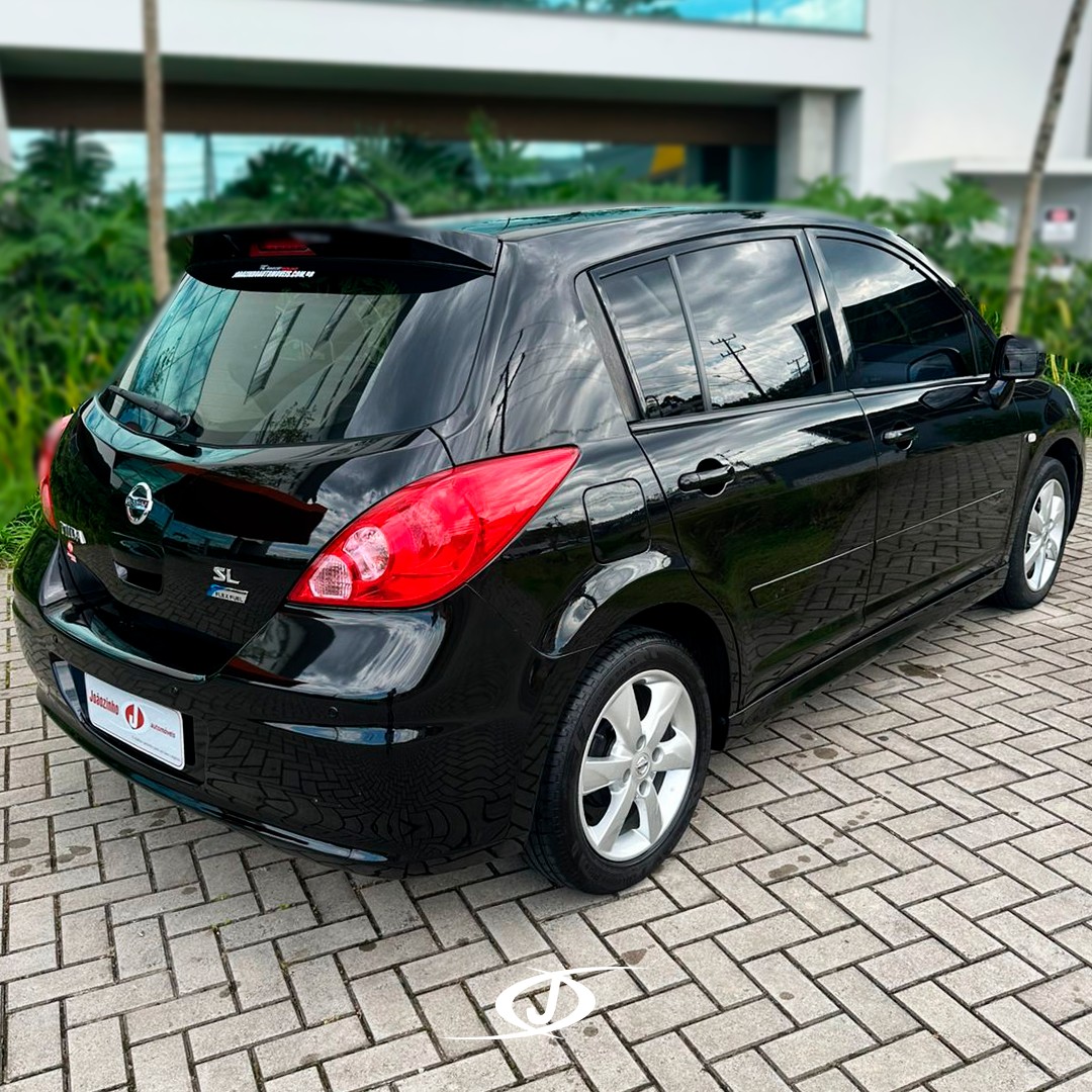Miniatura 9